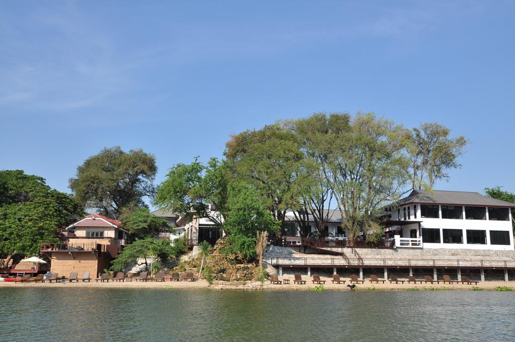 Monsane River Kwai Resort Канчанабурі Екстер'єр фото